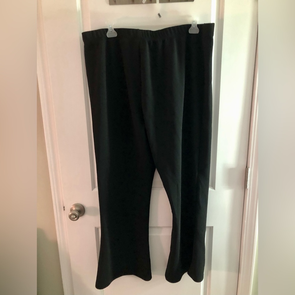 SHEIN Curve+ sz 28 Black Flare Leg Pants EUC - Picture 7 of 10
